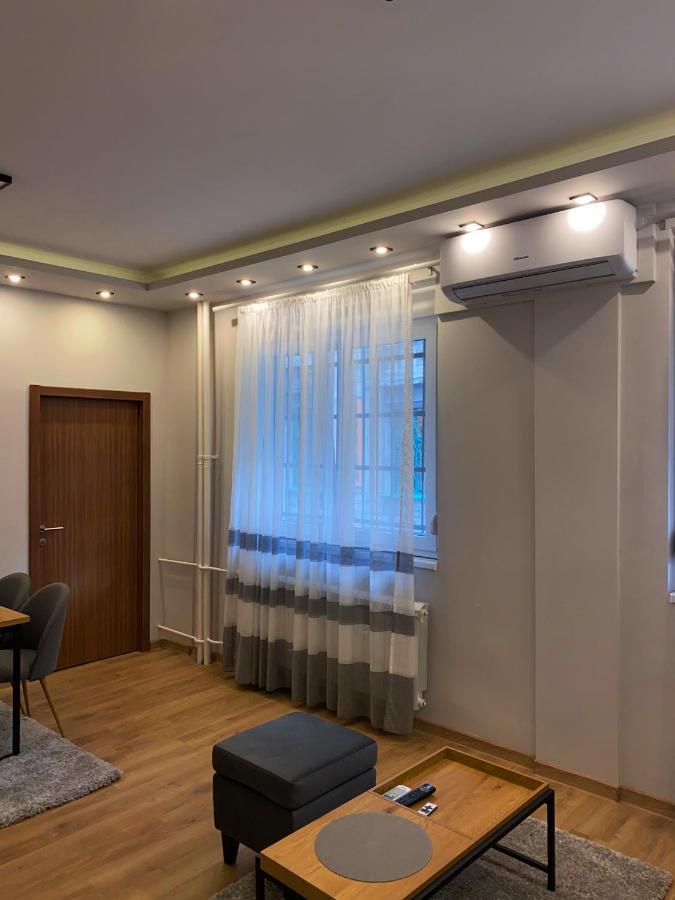 Ferienwohnung Rose Lux Belgrad Exterior foto